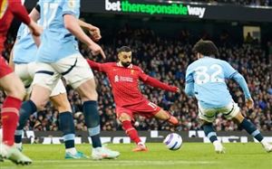 Đánh bại Man City, Liverpool độc mã trong cuộc đua vô địch