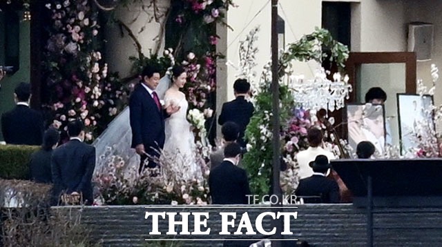 Đám cưới cổ tích của Hyun Bin và Son Ye Jin - Ảnh 4.