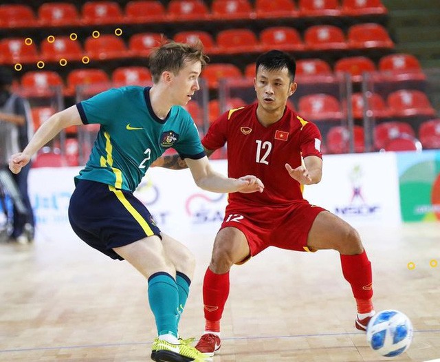 Giải Futsal Đông Nam Á 2022 | Thắng Australia 5-1, ĐT Việt Nam cầm chắc vào bán kết - Ảnh 1.