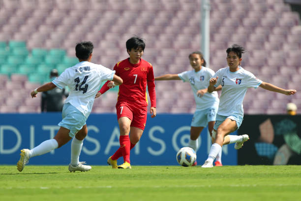 ẢNH: ĐT nữ Việt Nam giành tấm vé lịch sử tham dự World Cup 2023 - Ảnh 2.
