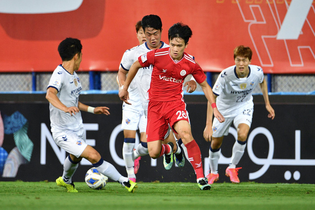 Bóng đá Việt Nam nhận thêm 2 suất dự AFC Champions League - Ảnh 1.