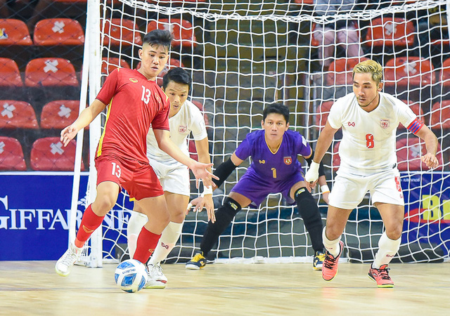 Thắng Myanmar sau loạt luân lưu, ĐT futsal Việt Nam giành vé dự VCK futsal châu Á 2022 - Ảnh 2.