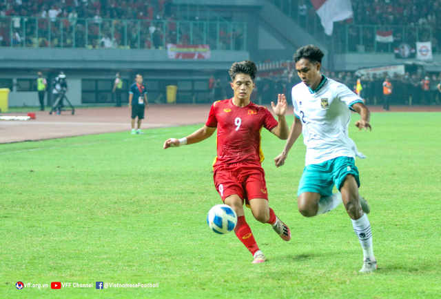 U19 Việt Nam chia điểm với U19 Indonesia trong trận ra quân tại bảng A - Ảnh 1.