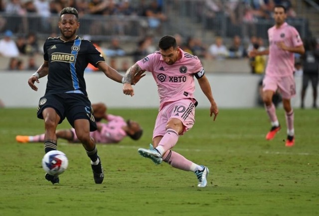 Messi lại ghi bàn, Inter Miami vào chung kết Leagues Cup - Ảnh 1.