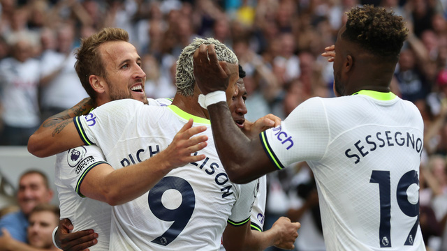 Harry Kane lập công, Tottenham leo lên vị trí nhì bảng Ngoại hạng Anh - Ảnh 2.