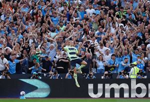 Vòng 1 Ngoại hạng Anh: Man City có niềm vui chiến thắng, Man Utd thất bại đầu tiên