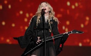 Madonna trở lại luyện tập cho tour diễn