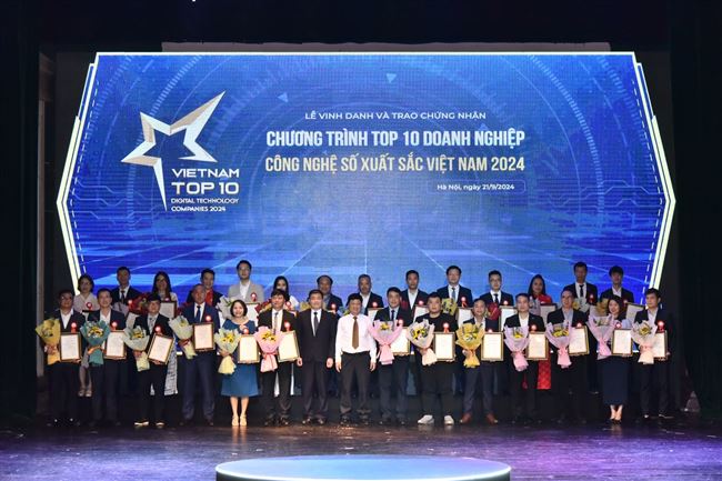 Vinh danh top 10 doanh nghiệp công nghệ số xuất sắc Việt Nam 2024