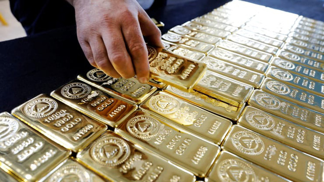 Giá vàng tiếp tục leo thang, nhảy vọt lên 50,3 triệu đồng/lượng - Ảnh 2.