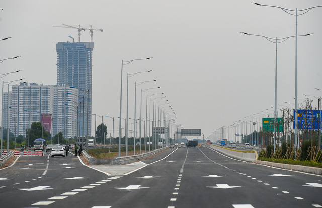 Khánh thành nút giao 400 tỷ đồng nối đường vành đai 3 với cao tốc Hà Nội - Hải Phòng - Ảnh 3.