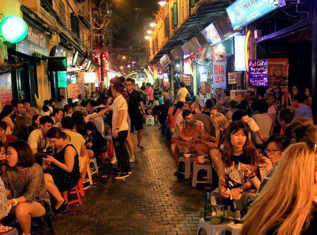 Đề xuất được triển khai mô hình kinh tế ban đêm tại quận Hoàn Kiếm trong quý IV/2020