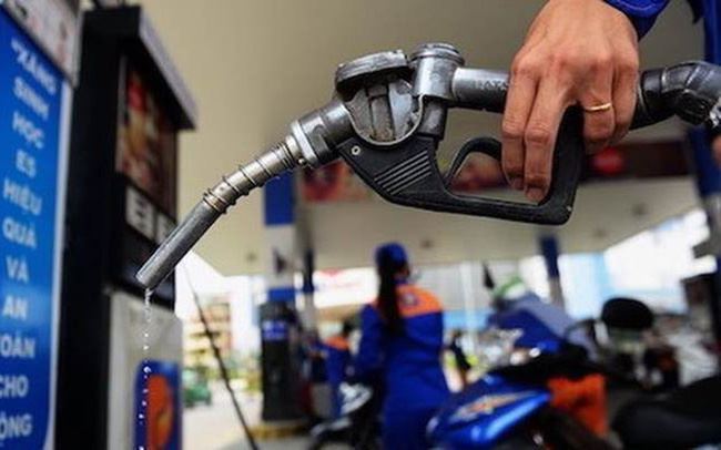 Ngày mai, giá xăng dầu có thể tăng mạnh?